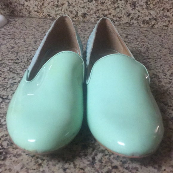 Kelsi Dagger Mint Green Loafers new - Picture 2 of 4
